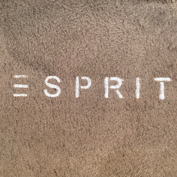 Esprit Sandal, size 6 😎 - Picture 3 of 4